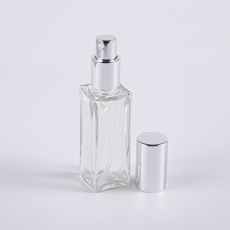 Creme hidratante faciale pentru călătorii, flacon de loțiune pătrată PETG de 30 ml Creme hidratante faciale pentru călătorii, flacon de loțiune pătrată PETG de 30 ml