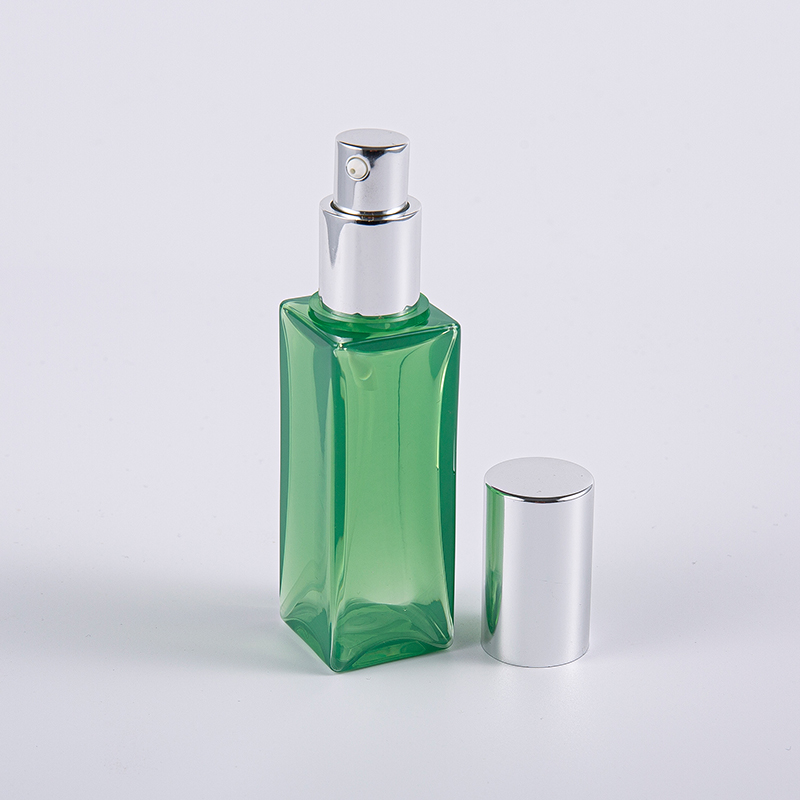 Creme hidratante faciale pentru călătorii, flacon de loțiune pătrată PETG de 30 ml Creme hidratante faciale pentru călătorii, flacon de loțiune pătrată PETG de 30 ml