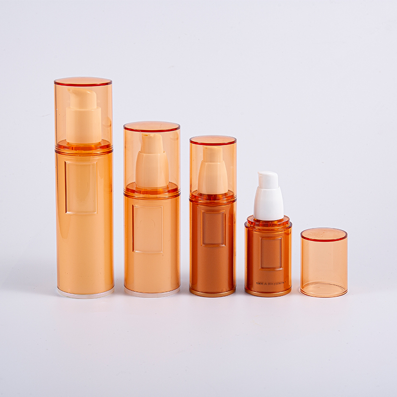 Recipient reîncărcabil pentru produse cosmetice, pungă interioară de 40 ml. Sticlă de vid cu pompă fără aer Recipient reîncărcabil pentru produse cosmetice, pungă interioară de 40 ml. Sticlă de vid cu pompă fără aer